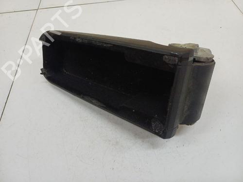 Used Armrest / Center console Armrest / Center console 37505038 37505038