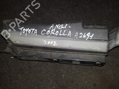 Used Fuse box Fuse box TOYOTA COROLLA Saloon (_E12_) 1.4 VVT-i (ZZE120_, ZZE120R) (97 hp) 33479662 33479662