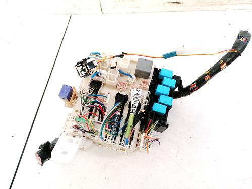 fuse-box-toyota-rav-4-iii-_a3_-2005-2006-2007-2008-2009-2010-2011-2012-2013-2014-32911639 main image