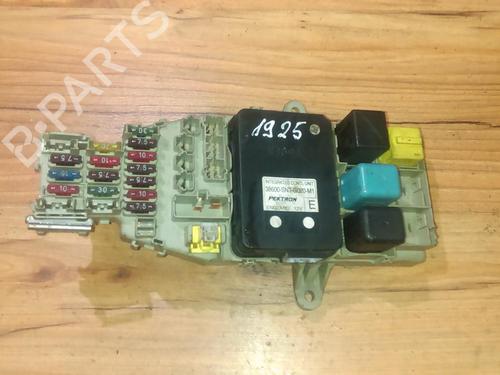 Used Fuse box Fuse box HONDA ACCORD V (CC, CD) 2.0 i S (CD4) (131 hp) 33531148 33531148