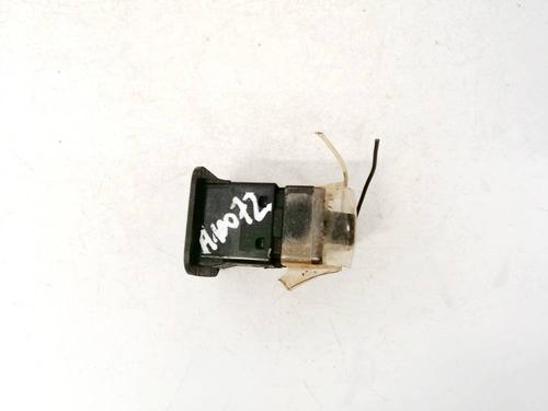 switch-toyota-corolla-_e12_-2001-2002-2003-2004-2005-2006-2007-2008-32589602 main image