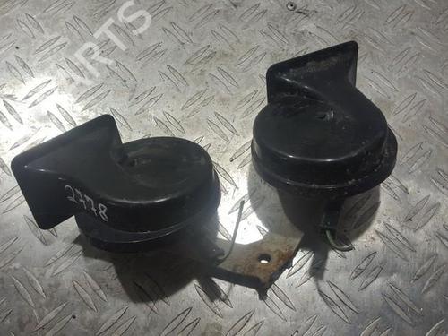 horn-mazda-6-hatchback-gg-2002-2003-2004-2005-2006-2007-2008-35658367 main image