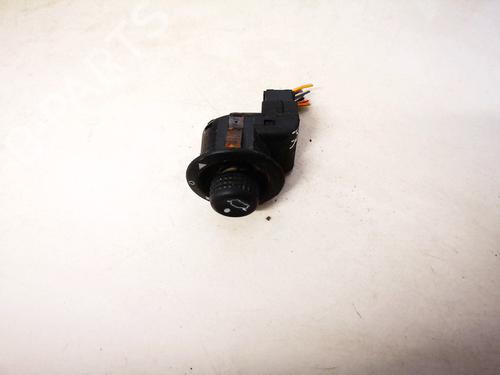 switch-ford-mondeo-iii-b5y-2000-2001-2002-2003-2004-2005-2006-2007-32875047 main image