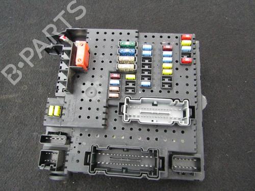 fuse-box-volvo-v70-ii-285-1999-2000-2001-2002-2003-2004-2005-2006-2007-2008-33486234 main image
