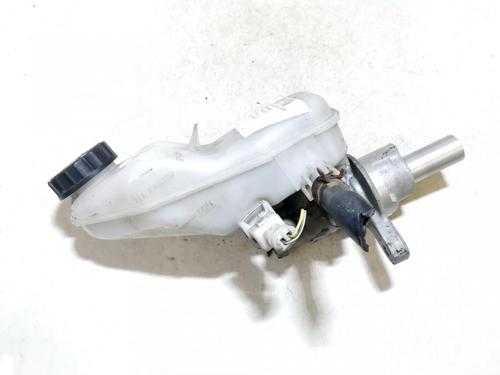 Used Brake master cylinder Brake master cylinder TOYOTA AURIS (_E15_) 1.6 (ZRE151_, ZRE151R) (124 hp) 35686043 35686043