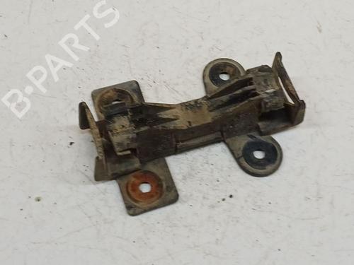 Used Front bumper bracket Front bumper bracket AUDI 80 B2 Saloon (811, 813, 814, 819, 853) 1.6 (75 hp) 40166177 40166177