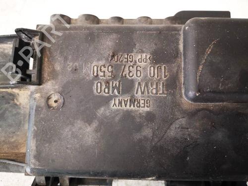 Fuse box VOLVO V50 (545) 2.0 D | BP40275387E1 - Image 2