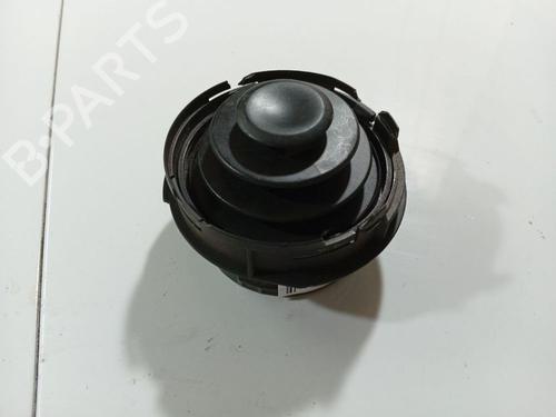 air-vent-toyota-aygo-_b1_-2005-2006-2007-2008-2009-2010-2011-2012-2013-2014-32556362 main image