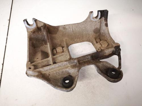 Used Support Support RENAULT LAGUNA III (BT0/1) 2.0 dCi (BT07, BT0J, BT14, BT1A, BT1S) (131 hp) 32913844 32913844