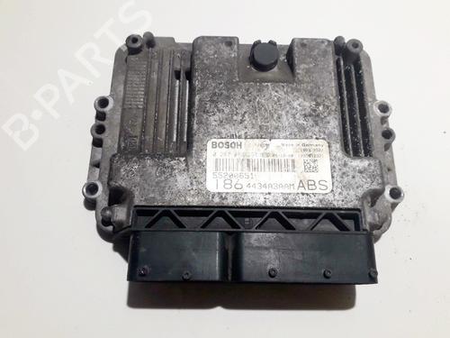 Used Engine control unit (ECU) Engine control unit (ECU) FIAT STILO (192_) 1.9 JTD (192AXS1B, 192BXS1B) (90 hp) 33103328 33103328