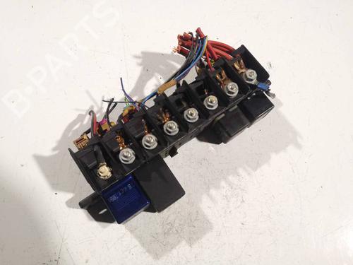 Fuse box AUDI A6 C4 (4A2) 1.9 TDI | BP32561429E1 - Image 2