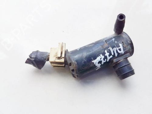 Used Washer pump Washer pump VOLVO V70 I (875, 876) 2.5 TDI (140 hp) 35863892 35863892