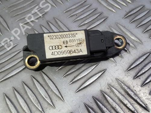 Used Electronic module Electronic module AUDI A8 D2 (4D2, 4D8) 3.7 (230 hp) 33492822 33492822