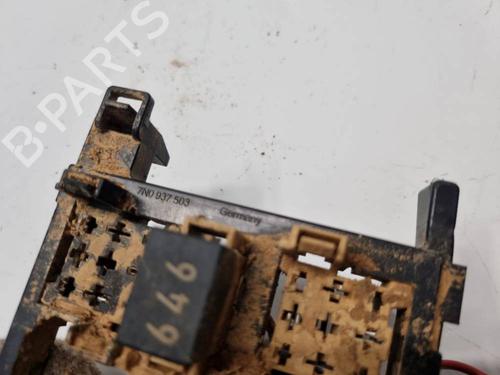 Fuse box AUDI Q3 (8UB, 8UG) 2.0 TDI | BP32573473E1  - Image 8