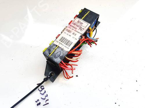 Used Fuse box Fuse box HYUNDAI H-1 / STAREX Bus (A1) 2.5 CRDi (163 hp) 32955909 32955909
