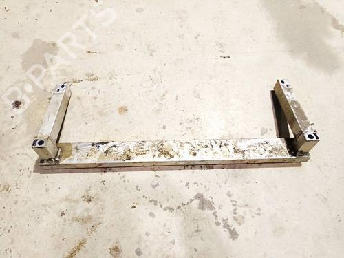 Used Front bumper reinforcement Front bumper reinforcement 35131801 35131801