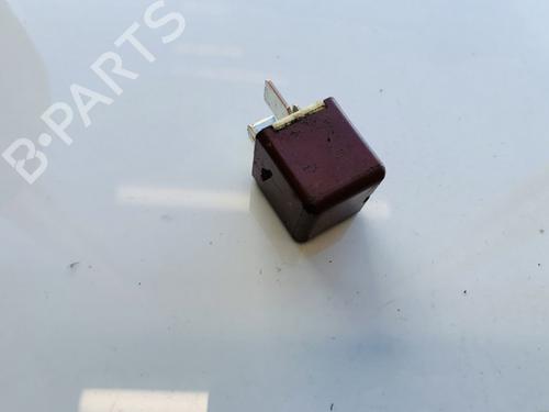 Used Electronic sensor Electronic sensor TOYOTA AVENSIS VERSO (_M2_) 2.0 D (CLM20_, CLM20R) (116 hp) 32877890 32877890