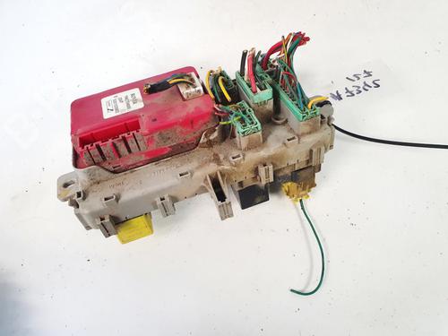 fuse-box-rover-400-ii-hatchback-rt-1995-1996-1997-1998-1999-2000-32886383 main image