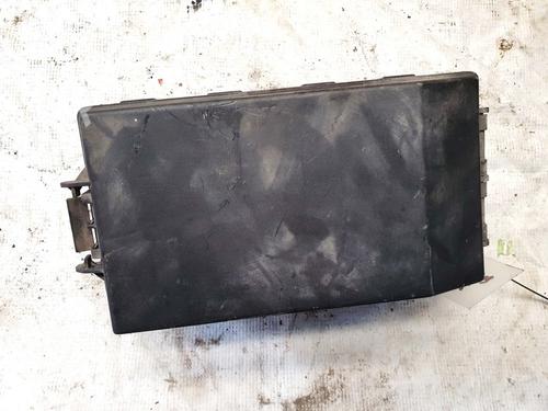 fuse-box-ford-focus-i-daw-dbw-1998-1999-2000-2001-2002-2003-2004-2005-2006-2007-2008-2009-32886298 main image