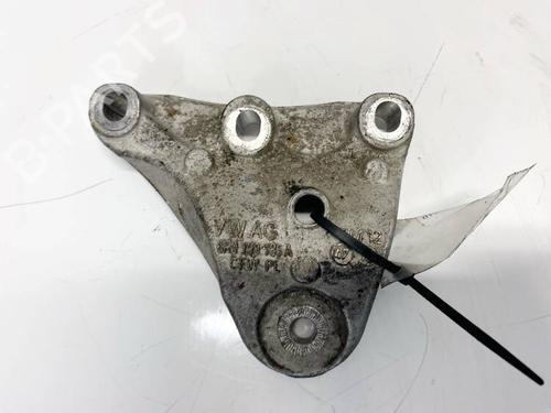 support-skoda-fabia-iii-nj3-2014-2015-2016-2017-2018-2019-2020-2021-32901702 main image
