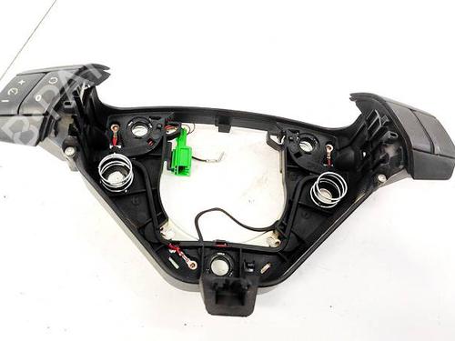 Used Steering wheel controls Steering wheel controls 35287762 35287762