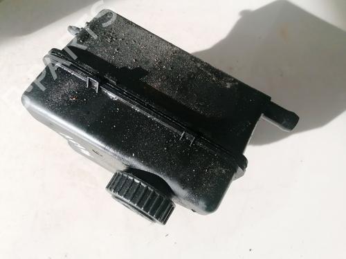 power-steering-reservoir-peugeot-partner-mpv-5_-g_-1996-35544497 main image