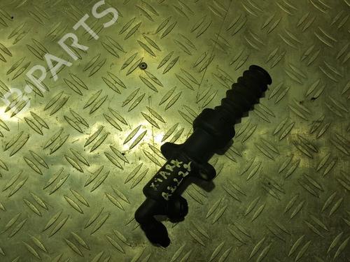 Used Clutch slave cylinder Clutch slave cylinder CITROËN XSARA PICASSO (N68) 2.0 HDi (90 hp) 35656041 35656041