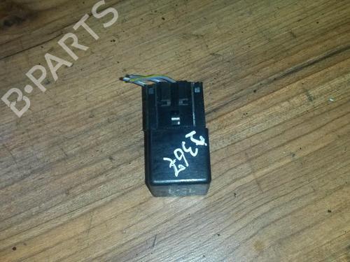 Used Electronic sensor Electronic sensor VW GOLF III (1H1) 1.6 (75 hp) 33479408 33479408