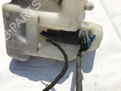washer-pump-mercedes-benz-a-class-w169-2004-2005-2006-2007-2008-2009-2010-2011-2012-35617434 main image