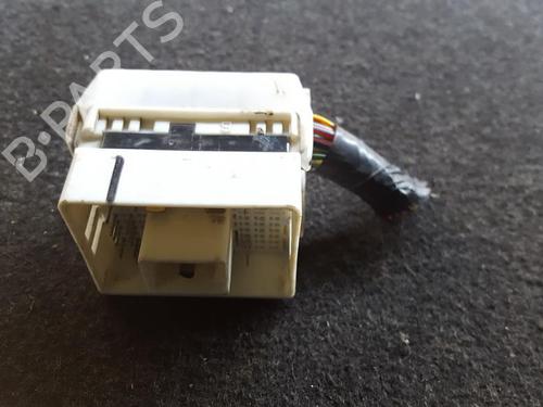 Used Fuse box Fuse box NISSAN PRAIRIE PRO (M11) 2.0 i (98 hp) 33479905 33479905