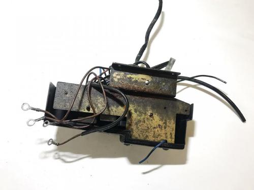 Used Fuse box Fuse box PEUGEOT 306 Hatchback (7A, 7C, N3, N5) 1.8 (101 hp) 33508980 33508980