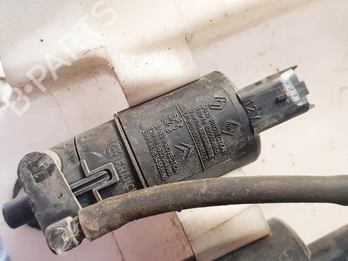 washer-pump-toyota-aygo-_b1_-2005-2006-2007-2008-2009-2010-2011-2012-2013-2014-35504670 main image
