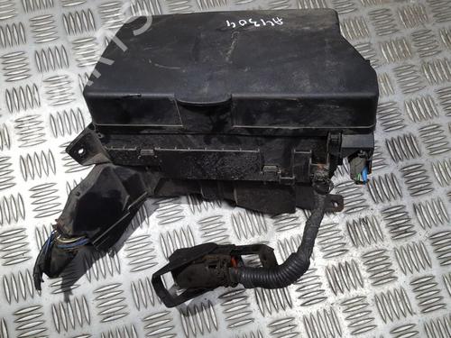 Used Fuse box Fuse box TOYOTA AURIS (_E15_) 1.4 D-4D (NDE150_, NDE150R) (90 hp) 33502324 33502324
