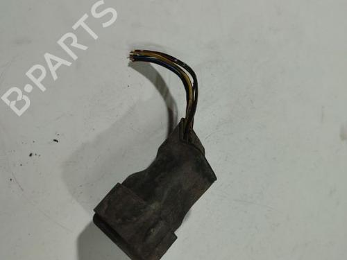 Used Fuse box Fuse box MAZDA 323 C IV (BG) 1.3 16V (BG3S) (73 hp) 33683322 33683322