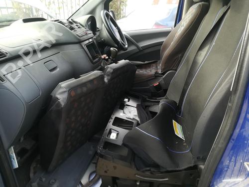 Fuse box MERCEDES-BENZ VITO Bus (W639) 111 CDI (639.701, 639.703, 639.705) | BP33513755E1  - Image 6