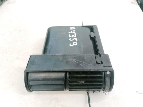 air-vent-audi-a6-c4-avant-4a5-1994-1995-1996-1997-1998-32885985 main image
