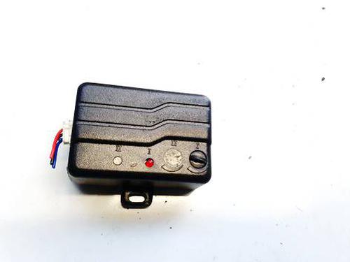 BP32553967M83 main image