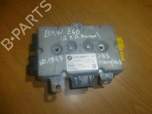 Used ECU airbags ECU airbags BMW 5 (E60) 530 i (231 hp) 33482851 33482851