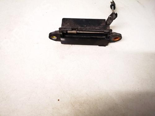 rear-left-exterior-door-handle-audi-a4-b5-8d2-1994-1995-1996-1997-1998-1999-2000-2001-35520354 main image