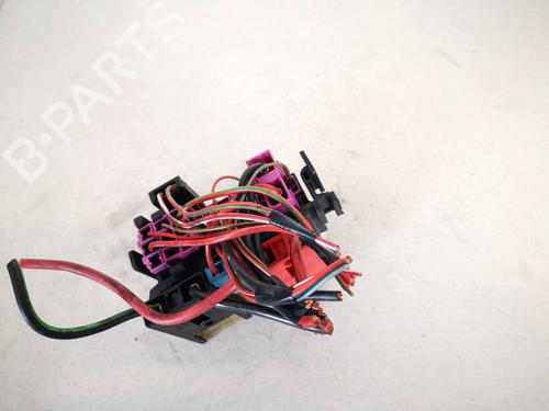 Fuse box VW PASSAT B5 Variant (3B5) 1.9 TDI | BP32944485E1 - Image 2