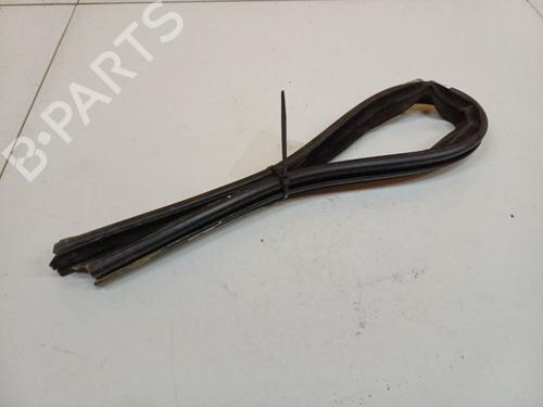 Used Rubber door seal Rubber door seal ROVER 25 I Hatchback (RF) 2.0 iDT (101 hp) 39701669 39701669