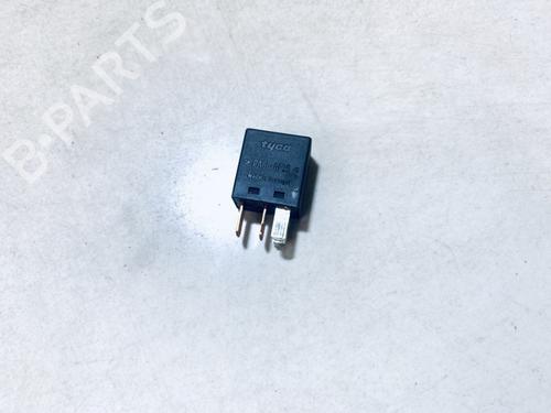 Used Electronic sensor Electronic sensor MITSUBISHI COLT VI (Z3_A, Z2_A) 1.3 (Z21A) (92 hp) 33067347 33067347