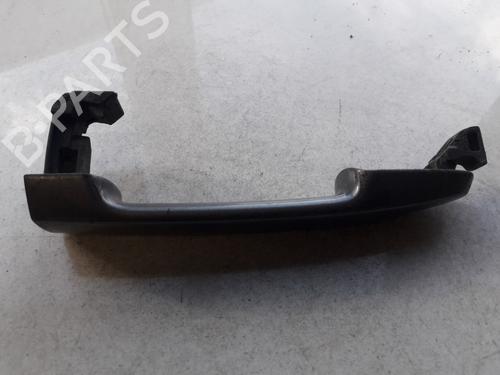 front-right-exterior-door-handle-toyota-corolla-verso-_e12_-2001-2002-2003-2004-2005-2006-2007-35855624 main image