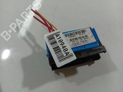 fuse-box-renault-laguna-ii-bg01_-2001-2002-2003-2004-2005-2006-2007-32536591 main image