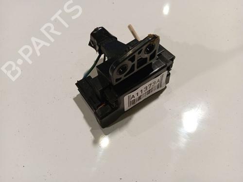 Used Fuse box Fuse box 35831365 35831365