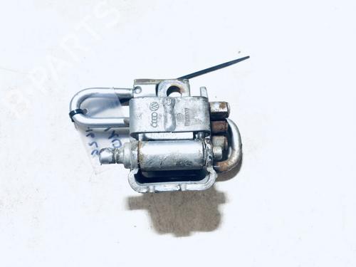 hingedoor-check-strap-audi-a6-c5-4b2-4b4-1997-1998-1999-2000-2001-2002-2003-2004-2005-33108616 main image