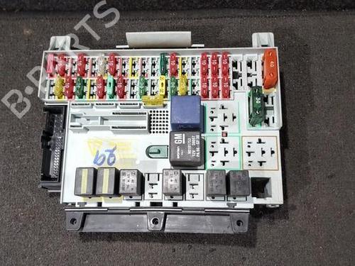Used Fuse box Fuse box OPEL VECTRA B (J96) 1.6 i 16V (F19) (100 hp) 33483103 33483103
