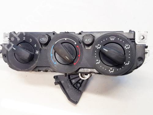 Used Climate control Climate control FORD FOCUS II (DA_, HCP, DP) 1.6 TDCi (90 hp) 35878082 35878082