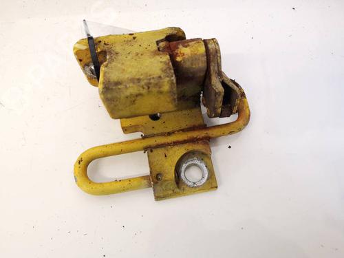 Used Hinge/Door check strap VW CADDY III Box Body/MPV (2KA, 2KH, 2CA, 2CH) 1.9 TDI (105 hp) 32944167