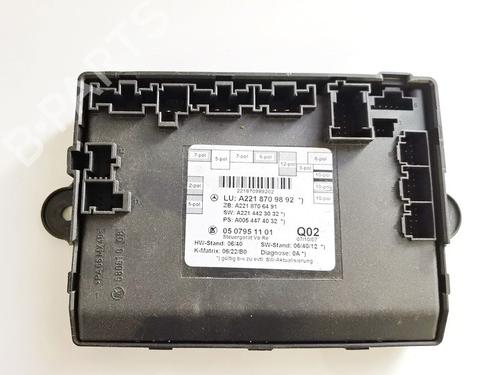 Used Electronic module Electronic module MERCEDES-BENZ S-CLASS (W221, V221) S 320 CDI (221.022, 221.122) (235 hp) 32878841 32878841